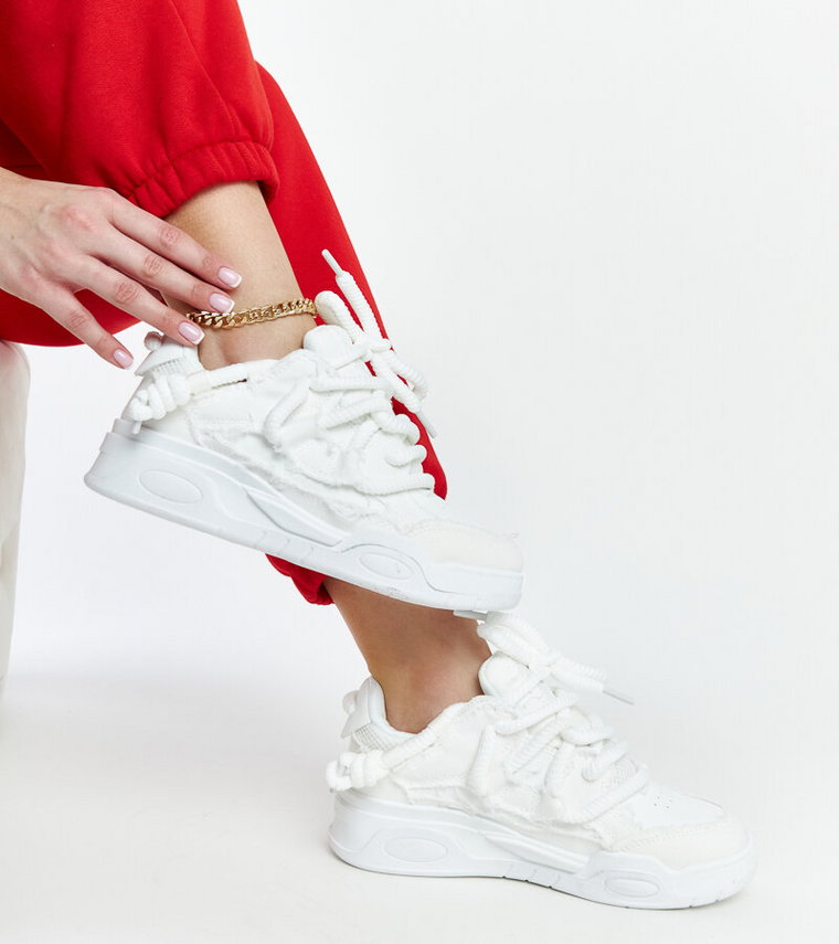 Białe sneakersy z materiałowymi wstawkami Melilot