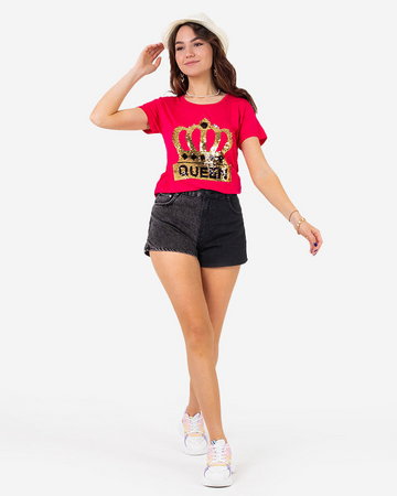 Fuksjowy damski t-shirt z koroną i cekinami - Odzież