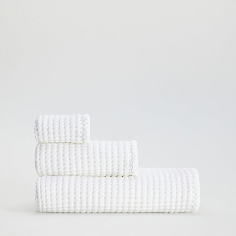Reserved - Ręcznik z waflową strukturą - biały