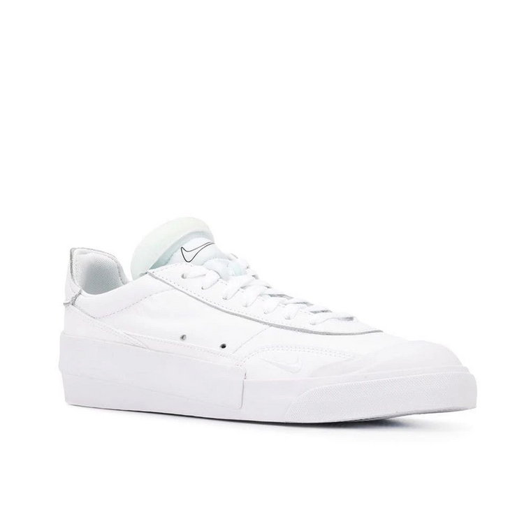 Podnieś swój Styl Sneakersów z Drop-Type PRM Sneakers w kolorze białym i czarnym Nike