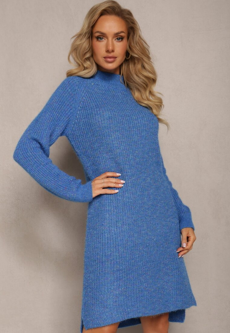 Niebieska Sweterkowa Sukienka Mini z Miękkiej Dzianiny Orla
