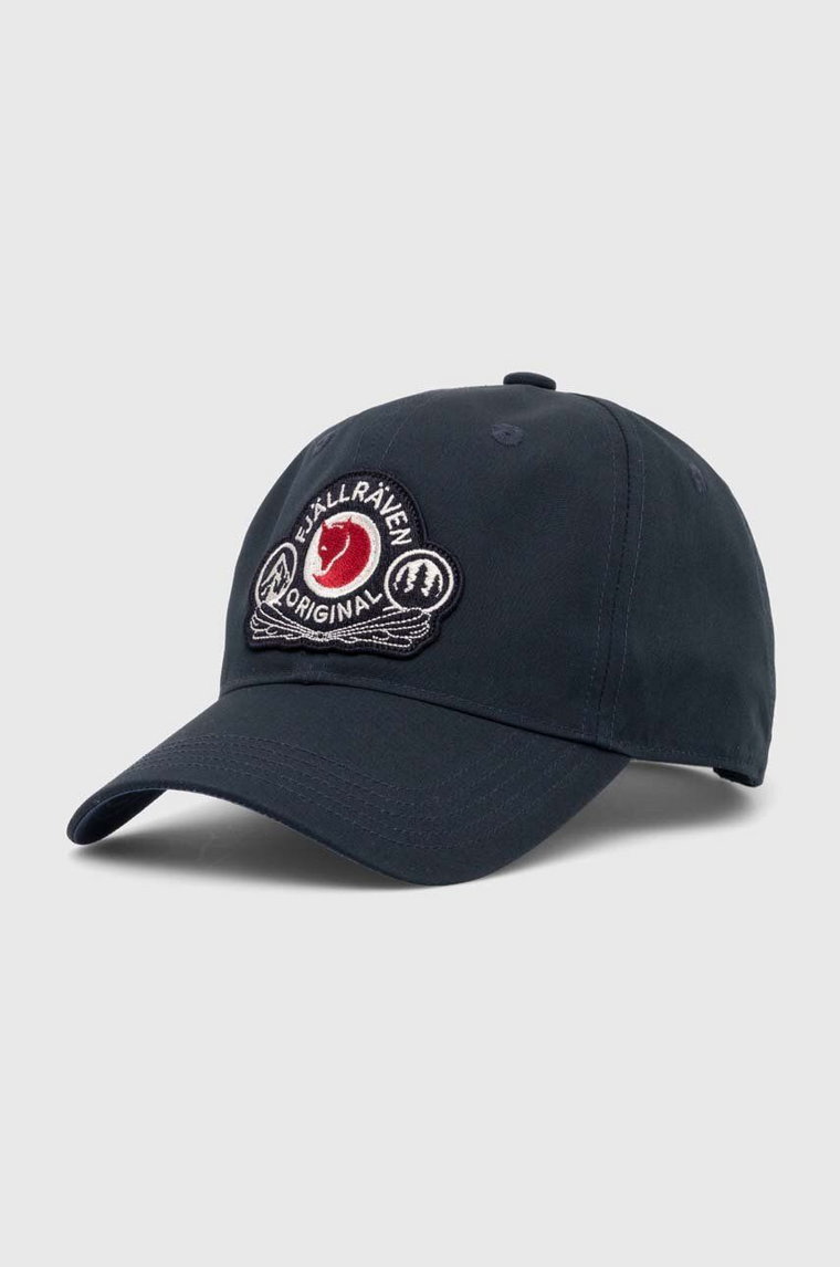 Fjallraven czapka z daszkiem Fjallraven Classic Badge Cap F86979 555 kolor granatowy z aplikacją F86979.555-555