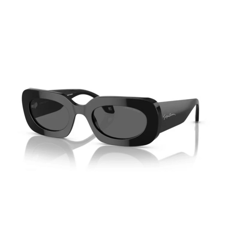 Elegancka kolekcja okularów przeciwsłonecznych dla kobiet Giorgio Armani
