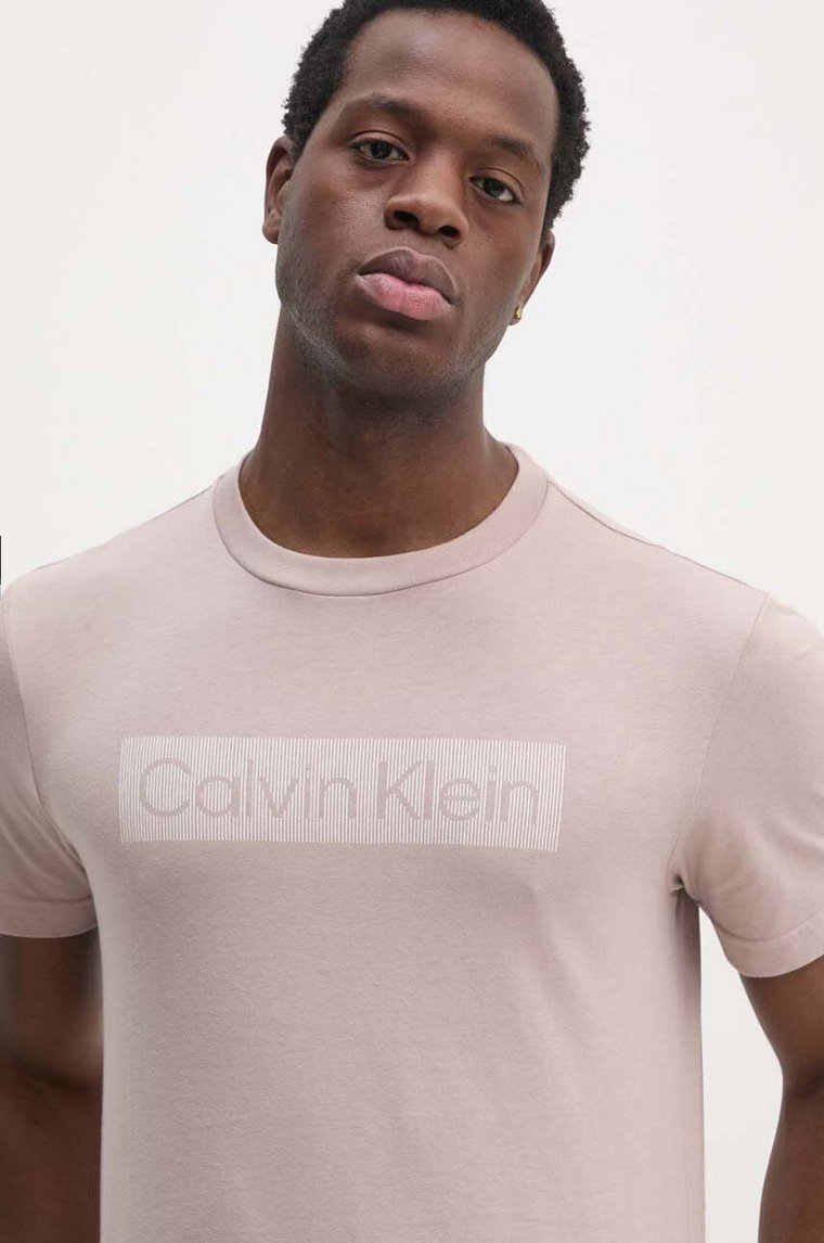 Calvin Klein t-shirt bawełniany męski kolor różowy z nadrukiem K10K113590
