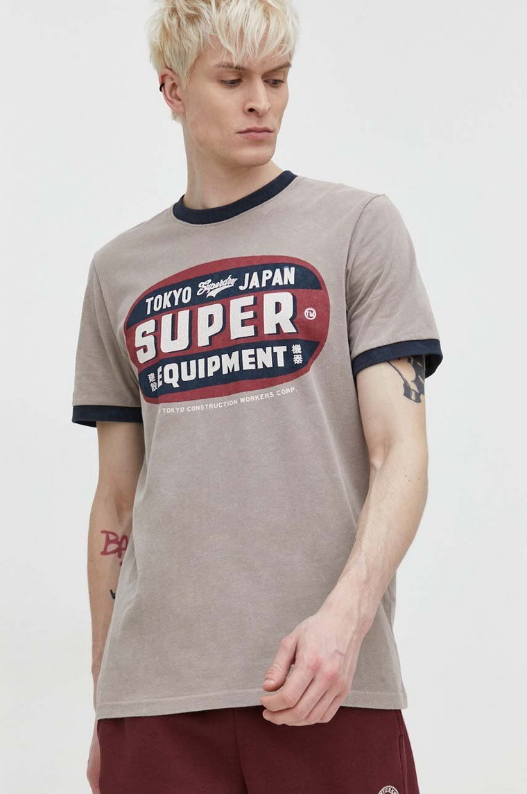 Superdry t-shirt bawełniany męski kolor beżowy z nadrukiem