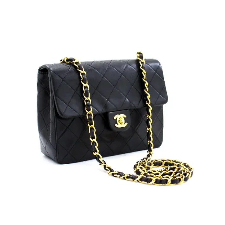 Używana Czarna Skórzana Torba Chanel Flap Chanel Vintage