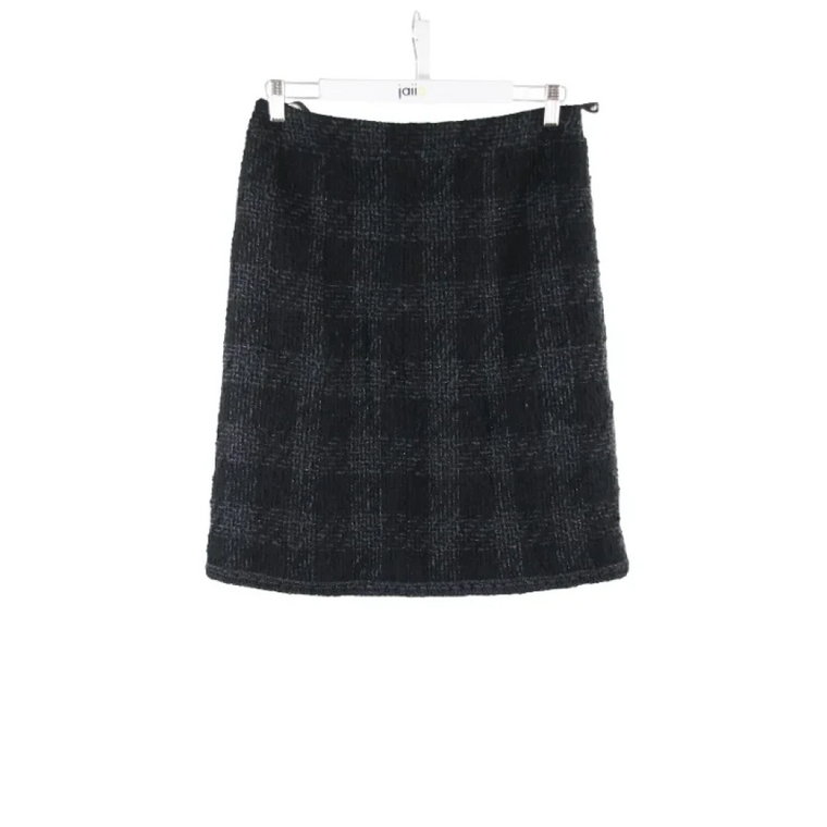 Używane Spodnie z Wełny, Średniej Długości Spódnica Tweedowa Chanel Vintage