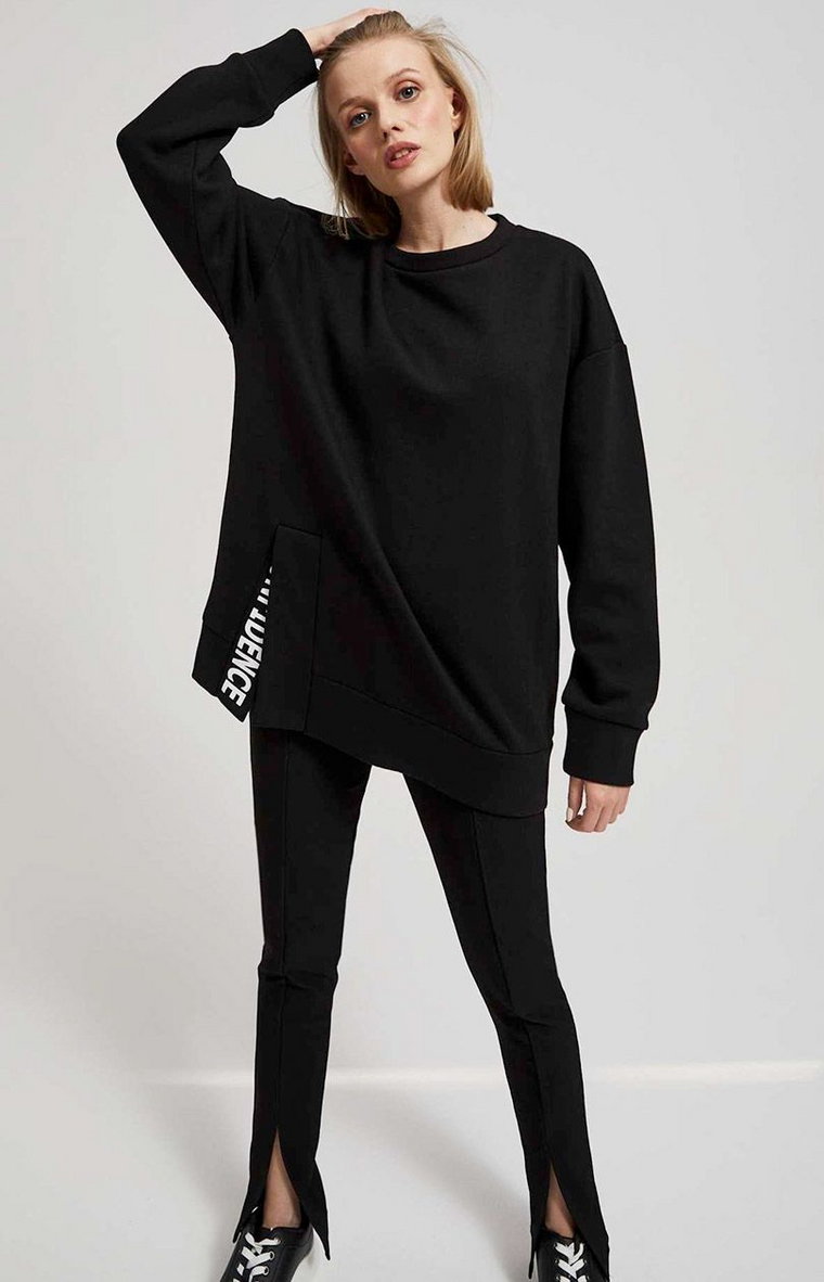 Bluza oversize czarna z napisem 4205, Kolor czarny, Rozmiar XS, Moodo