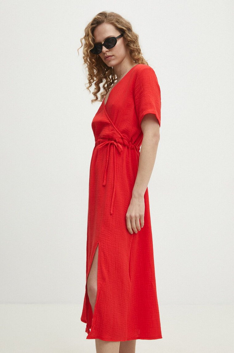 Answear Lab sukienka bawełniana kolor czerwony midi rozkloszowana