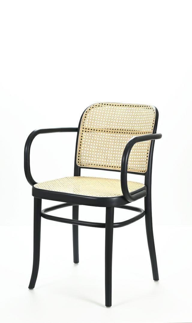 Krzesło z podłokietnikami Fameg B-811 wyplot premium