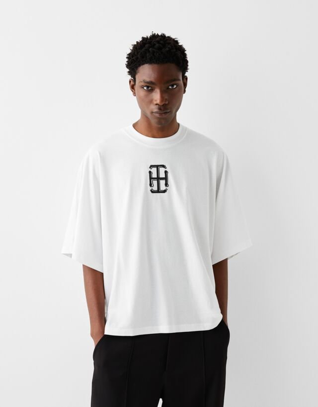 Bershka Wzorzysta Koszulka Oversize Z Krótkim Rękawem Mężczyzna Xl Biały