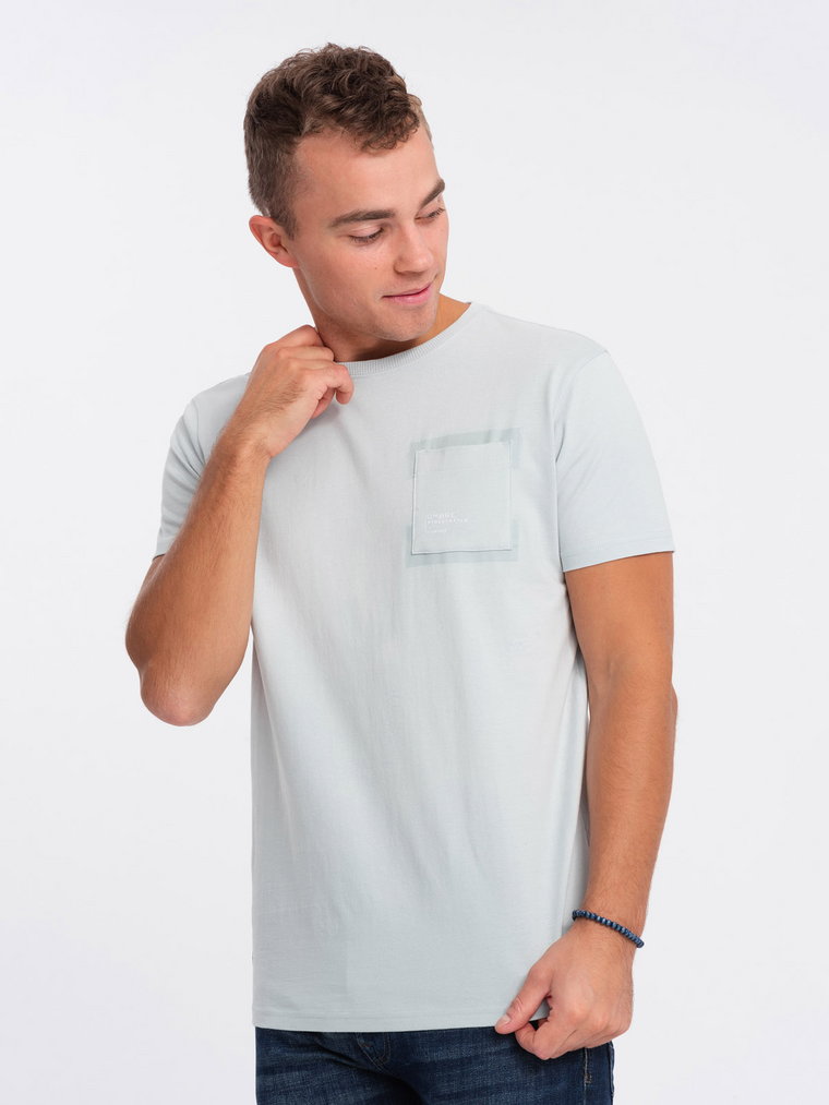T-shirt męski bawełniany z kieszonką - jasnoszary V10 OM-TSPT-0154