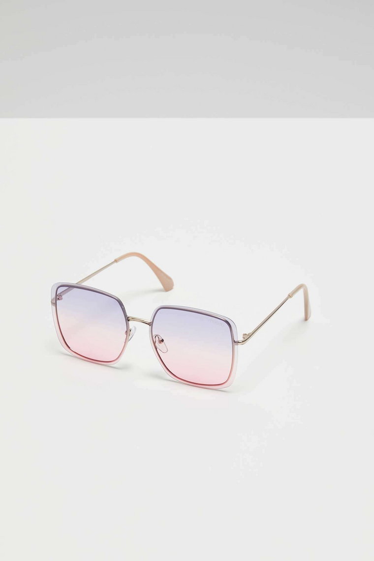 Okulary przeciwsłoneczne z cieniowanymi szkłami różowe