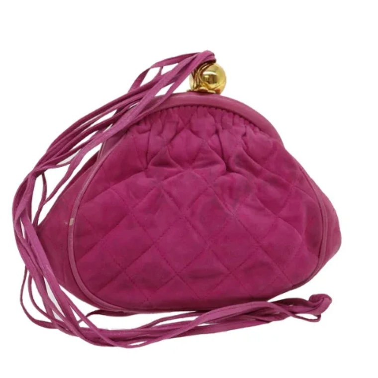 Używana różowa torebka na ramię z zamszu Chanel Vintage