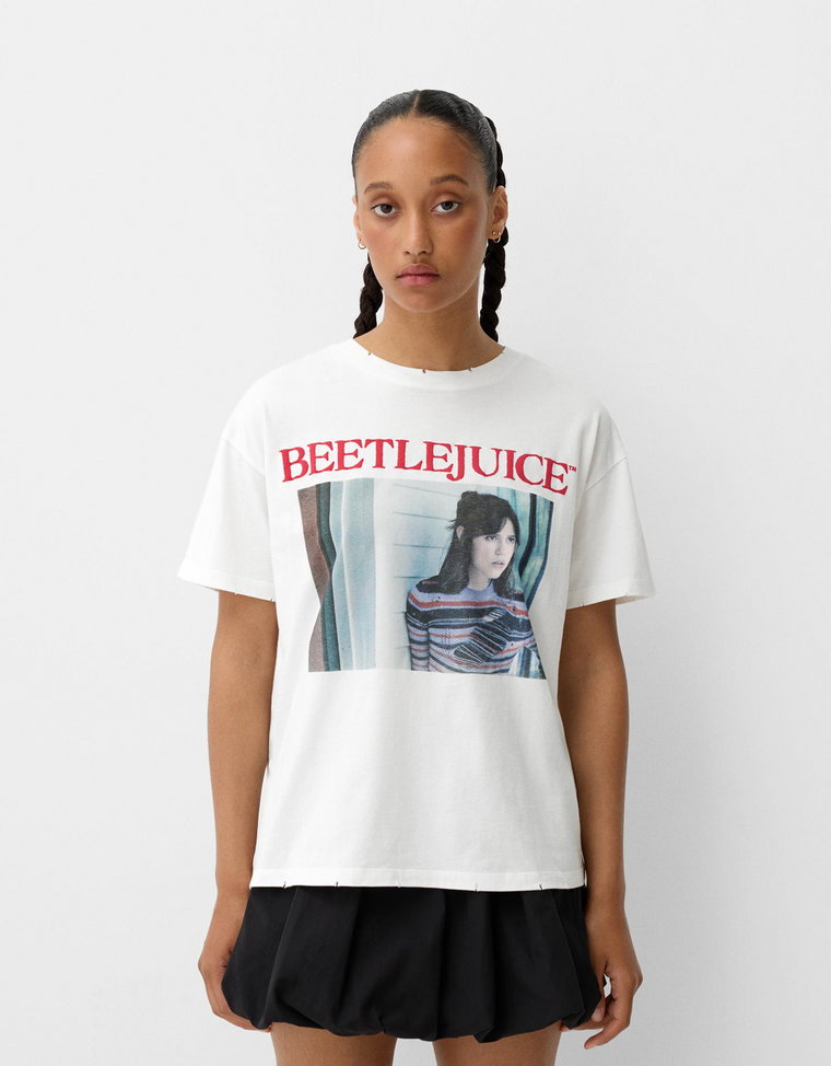 Bershka Koszulka Z Nadrukiem Bershka X Beetlejuice Kobieta L Biały