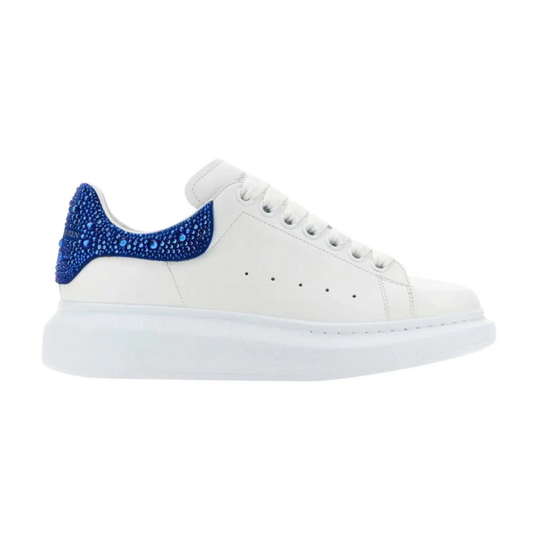 Białe Oversized Sneakers z Niebieskim Zamszowym Obcasem i Kamieniami Alexander McQueen