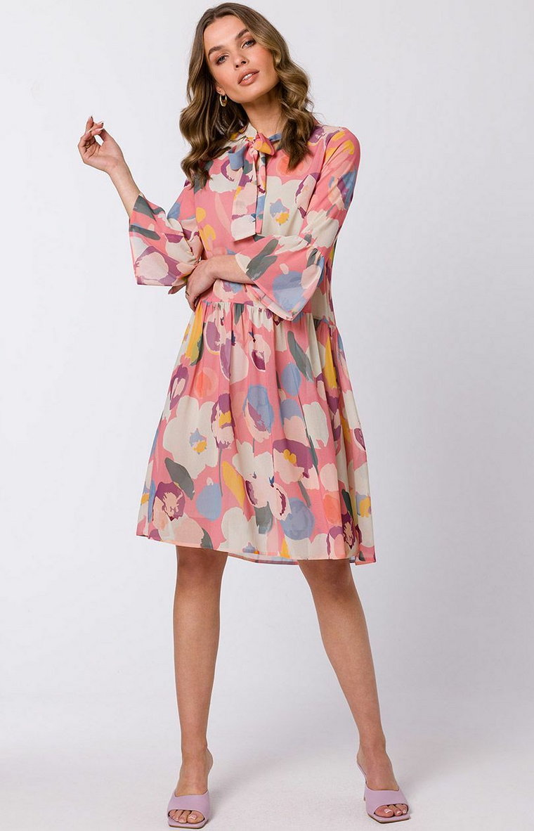 Sukienka szyfonowa w kwiatowy wzór z wiązaniem przy szyi S337, Kolor różowy-wzór, Rozmiar S, Stylove
