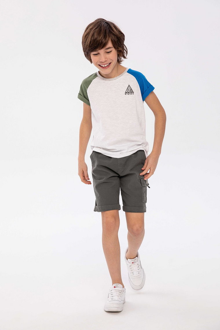 Biały t-shirt bawełniany dla chłopca z nadrukiem
