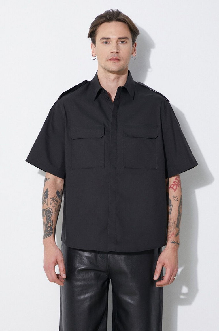 Neil Barrett koszula Loose Military Police Detail Short Sleeve Shirt męska kolor czarny regular z kołnierzykiem klasycznym MY60216A-Y037-001N