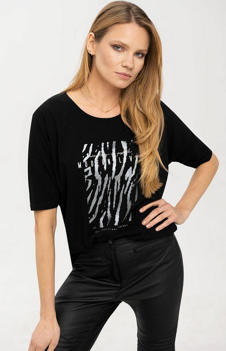 Bawełniany t-shirt o luźnym kroju w kolorze czarnym T-Wild, Kolor czarny, Rozmiar XS, Volcano