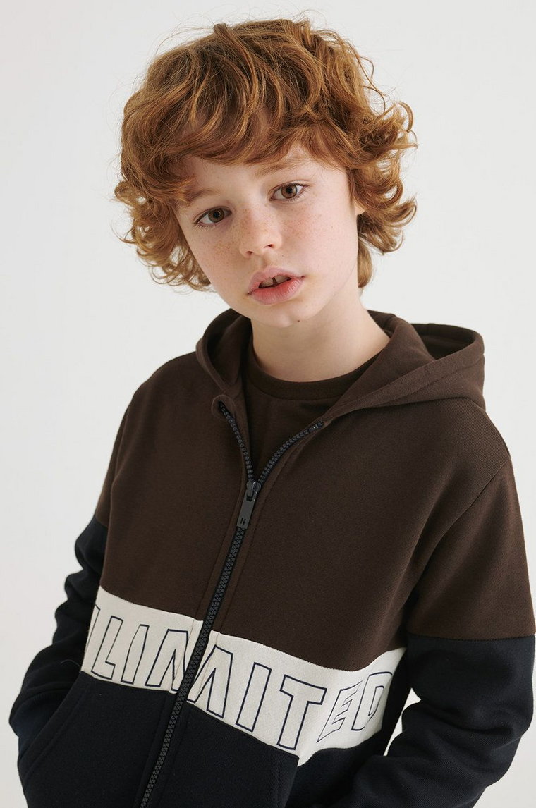 Mayoral bluza dziecięca kolor brązowy z kapturem z nadrukiem