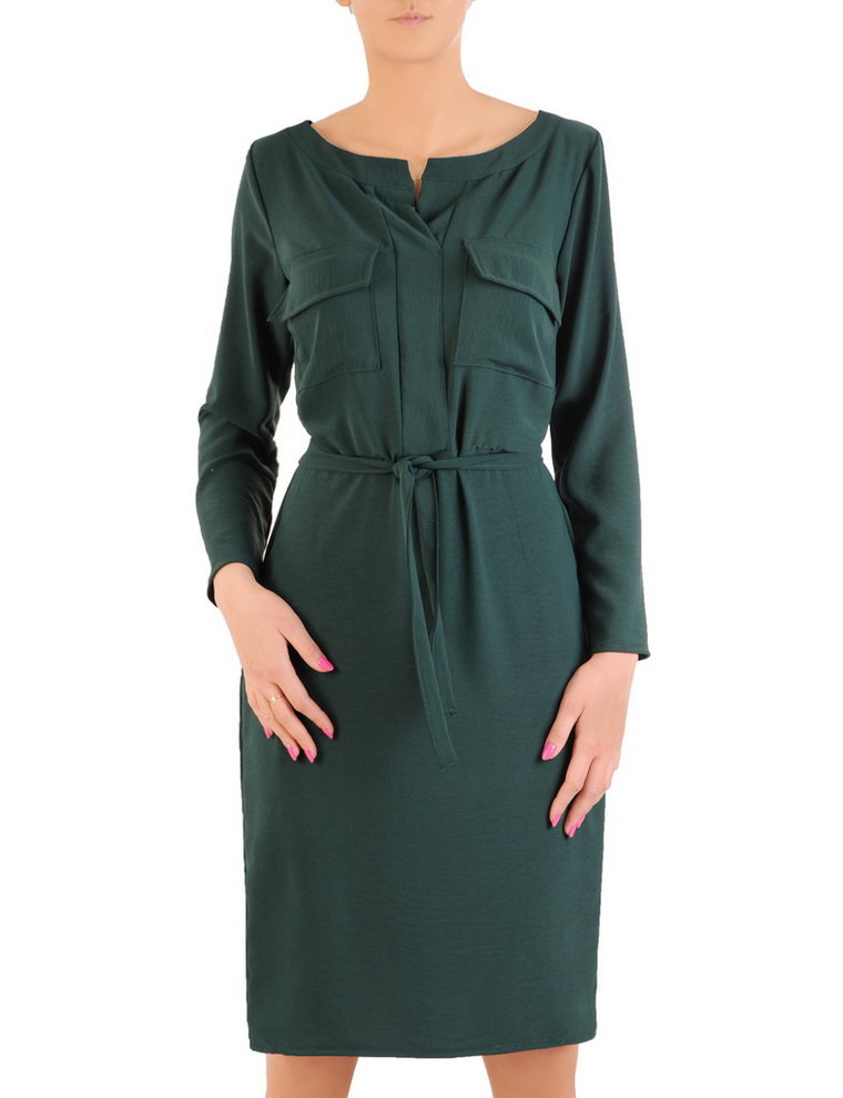 Prosta sukienka z ozdobnymi kieszeniami, zielona kreacja z paskiem 31954