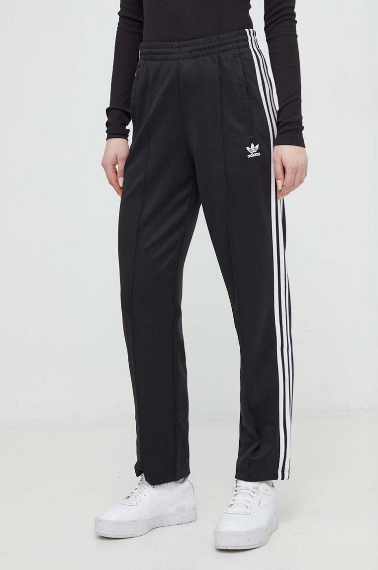adidas Originals spodnie dresowe kolor czarny wzorzyste IS4102