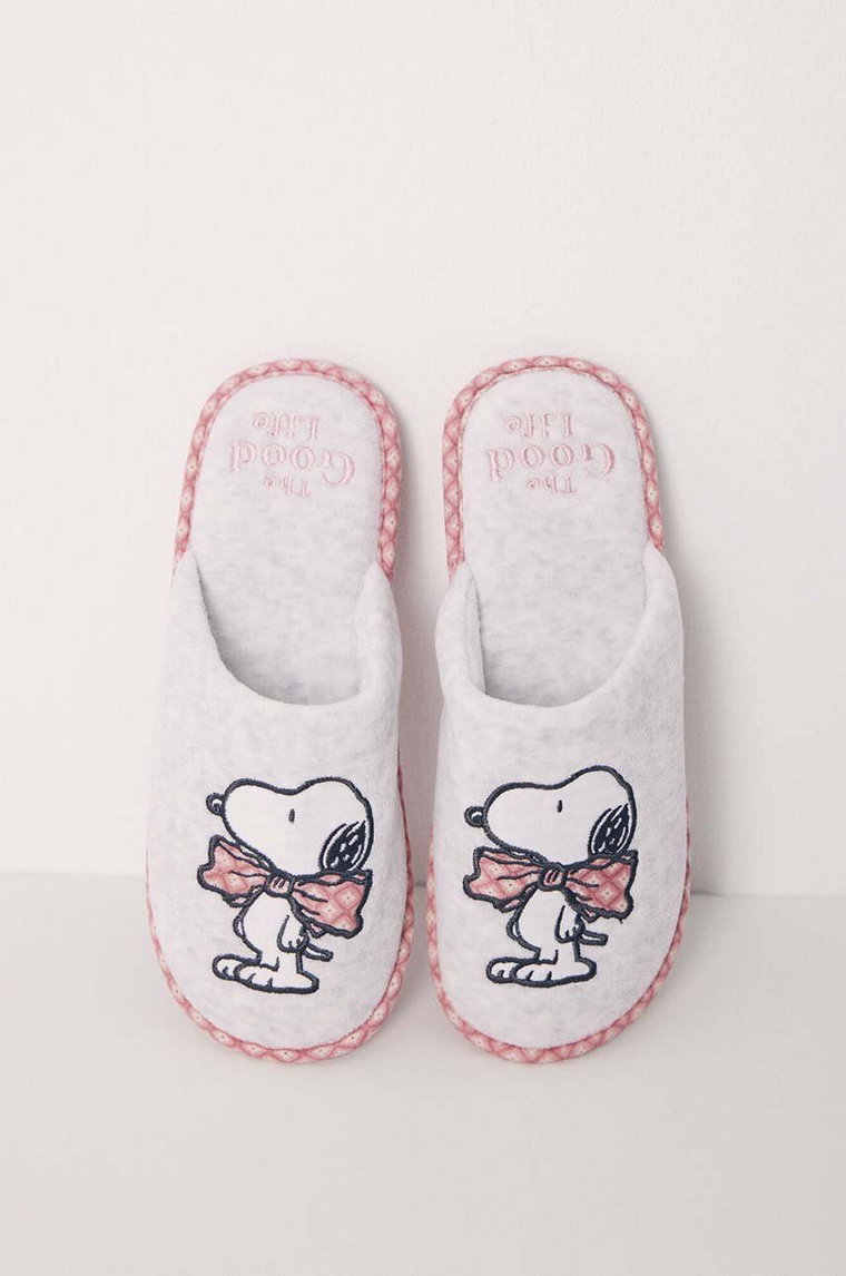 women'secret kapcie Snoopy kolor różowy 4998034