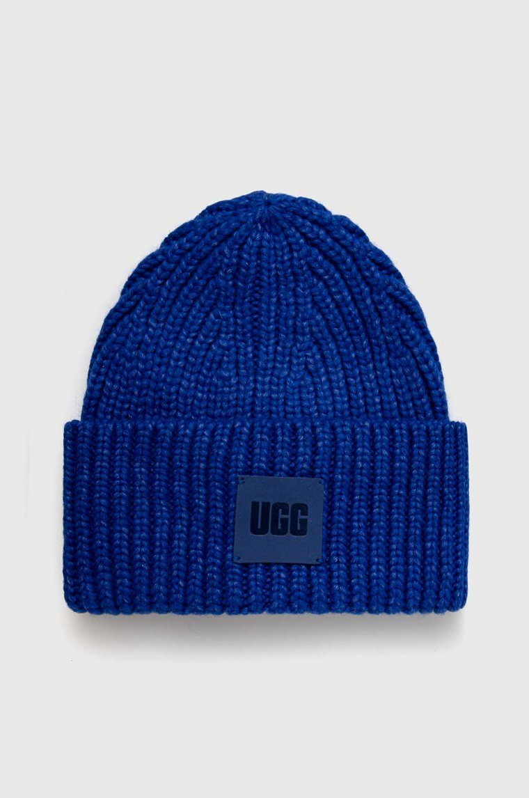 UGG czapka z domieszką wełny kolor niebieski z grubej dzianiny