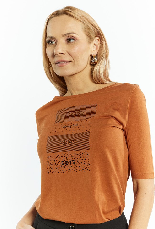 Bawełniany t-shirt o dopasowanym fasonie