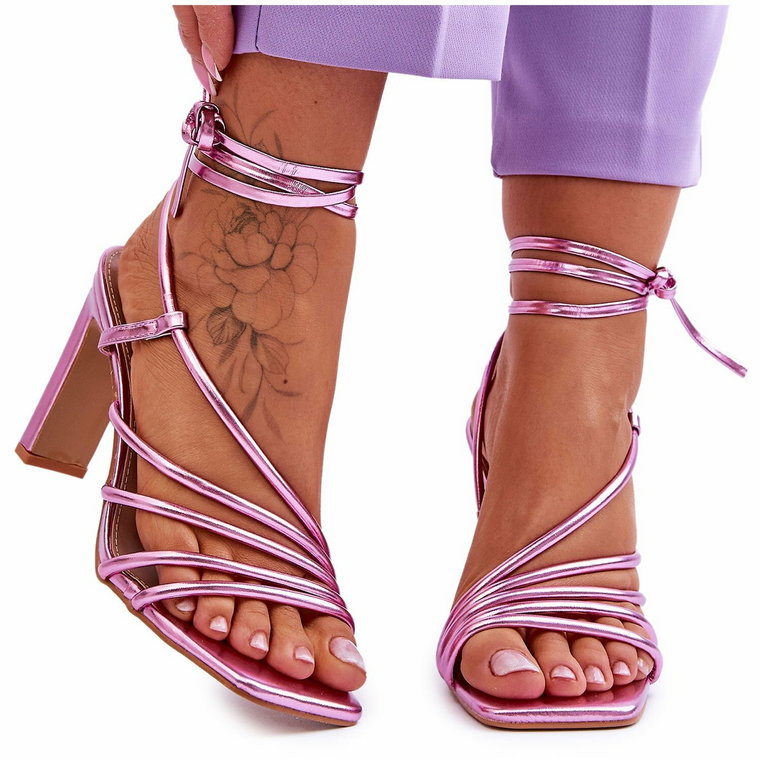 Modne Wiązane Sandały Na Obcasie Różowe Tessoro