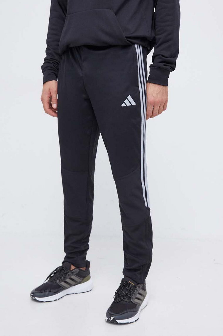 adidas Performance spodnie treningowe Tiro 23 Competition Winterized kolor czarny z aplikacją