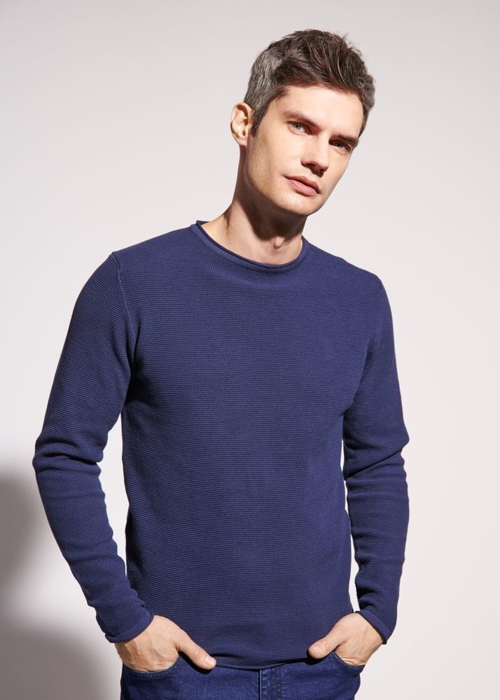 Granatowy sweter męski basic