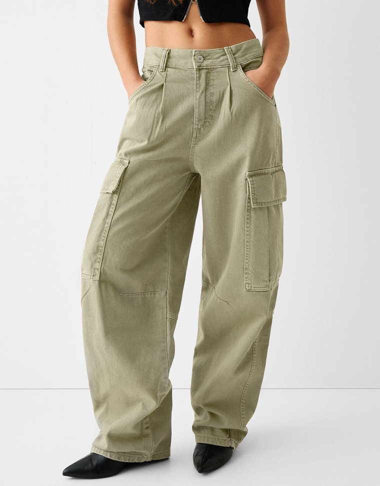 Bershka Spodnie Cargo Skater Z Diagonalu Kobieta 42 Khaki