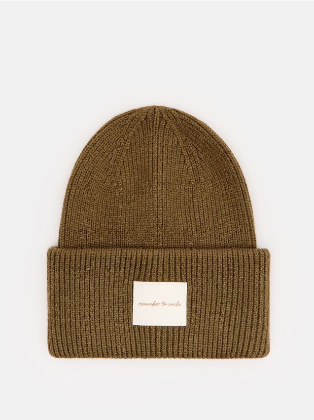 Mohito - Brązowa czapka beanie - khaki