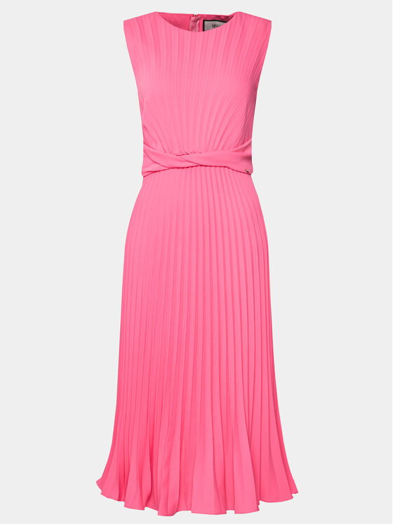 Alice + Olivia Perla Boned Strapless Pleated Dress in Wild Pink