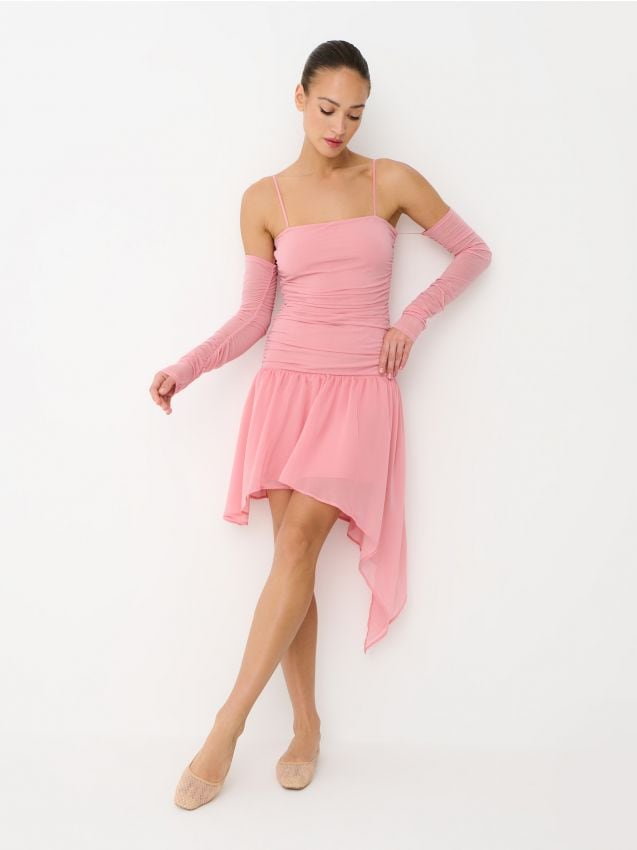 Mohito - Sukienka mini z asymetrycznym dołem - różowy