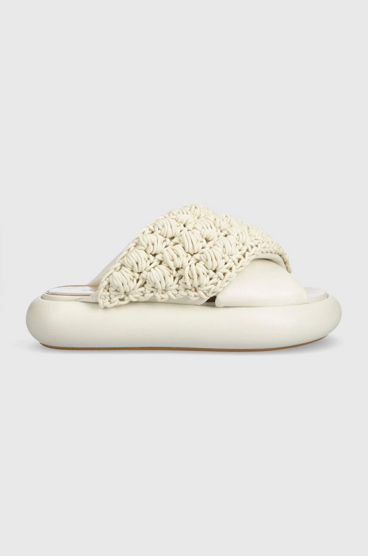 JW Anderson klapki Crochet Twister damskie kolor beżowy na platformie ANW42027A