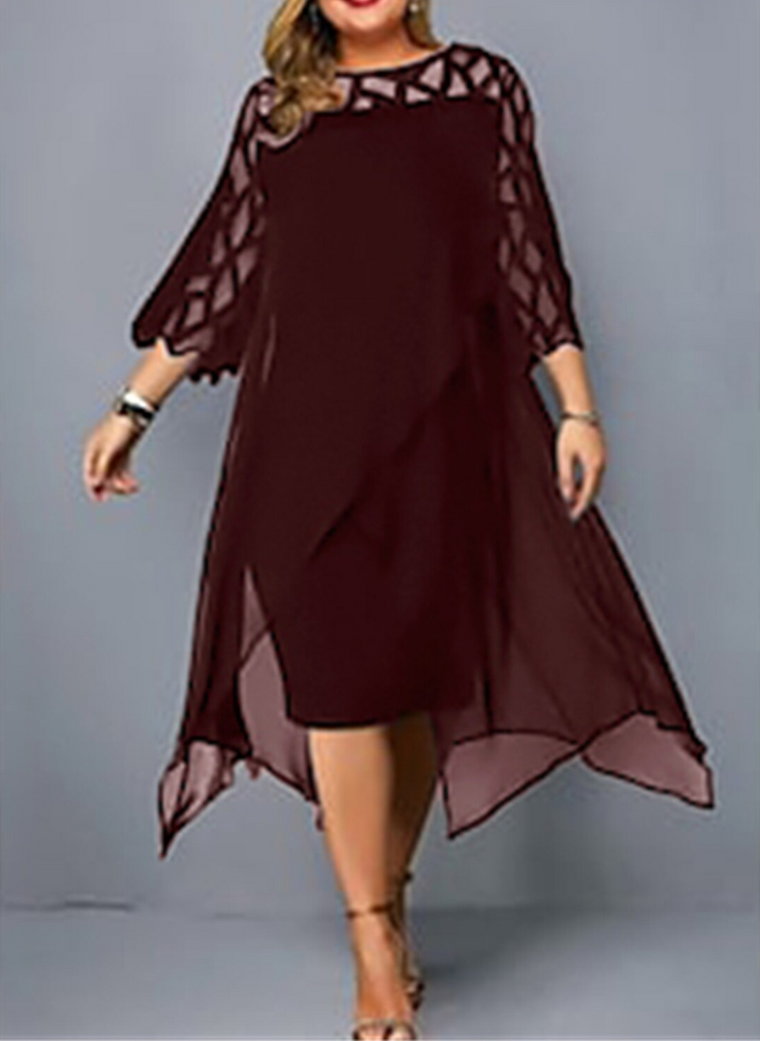 Sukienka o prostym kroju z transparentną warstwą