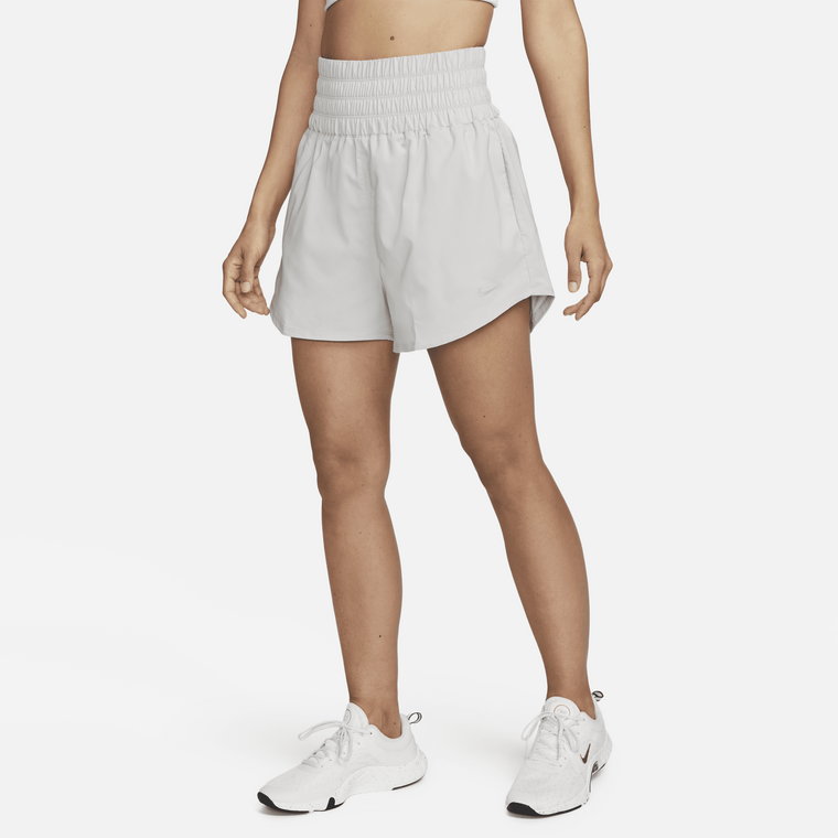 Damskie spodenki z wysokim stanem i wszytą bielizną Dri-FIT Nike One 7,5 cm - Czerń