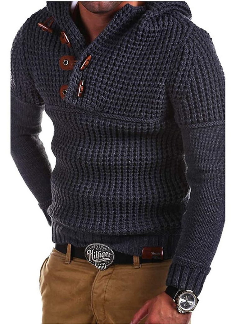 Sweter z kapturem z drewnianymi guzikami