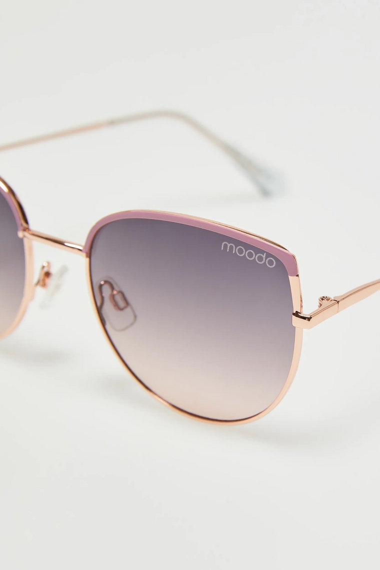 Okulary przeciwsłoneczne z metalowymi oprawkami różowe