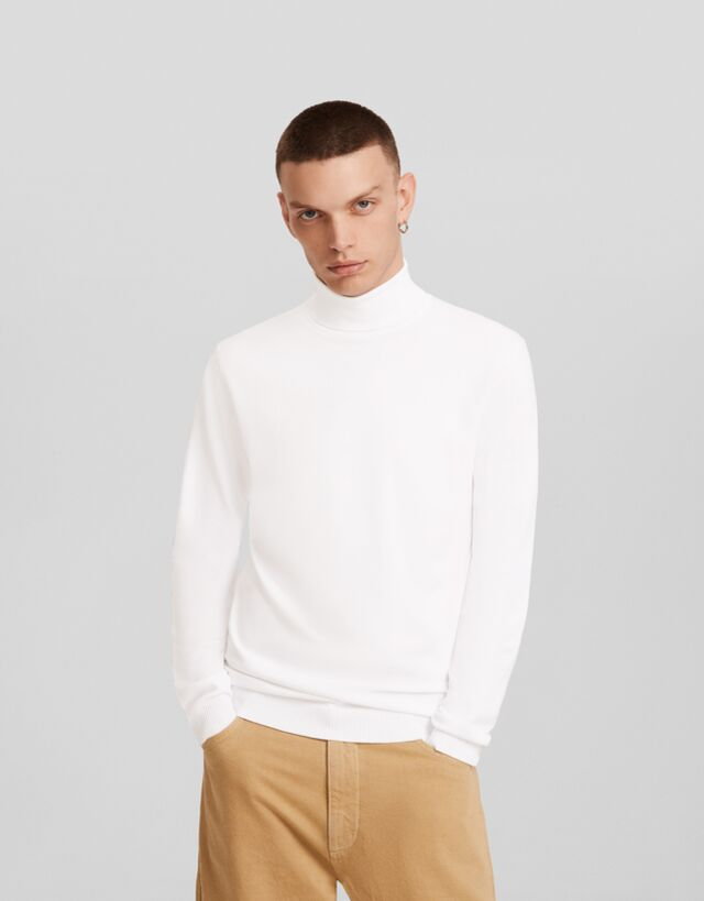 Bershka Cienki Sweter Z Golfem Mężczyzna Xs Biały