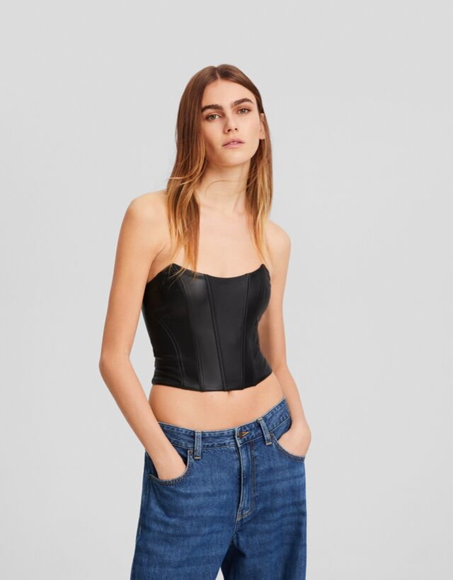 Bershka Krótki Top Bez Ramiączek Ze Sztucznej Skóry Kobieta Xs Czarny