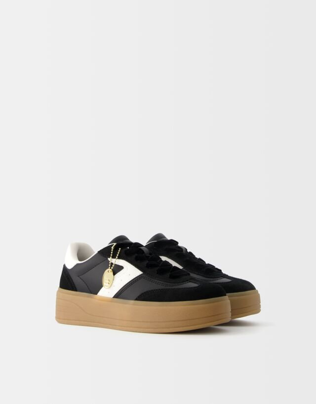 Bershka Buty Sportowe Retro Na Platformie Kobieta 39 Czarny