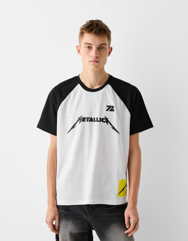 Bershka Koszulka Z Krótkim Rękawem I Nadrukiem Metallica Mężczyzna Xs Biały