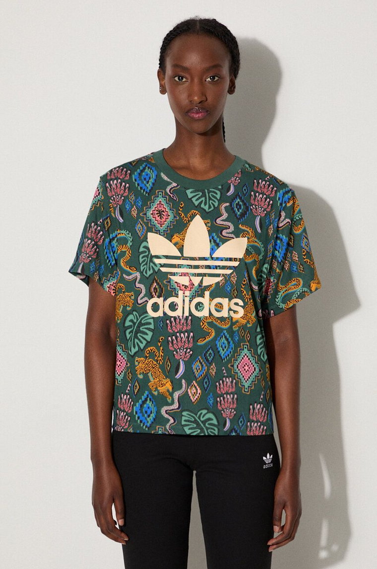 adidas Originals t-shirt X Farm Rio damski kolor zielony IW0795