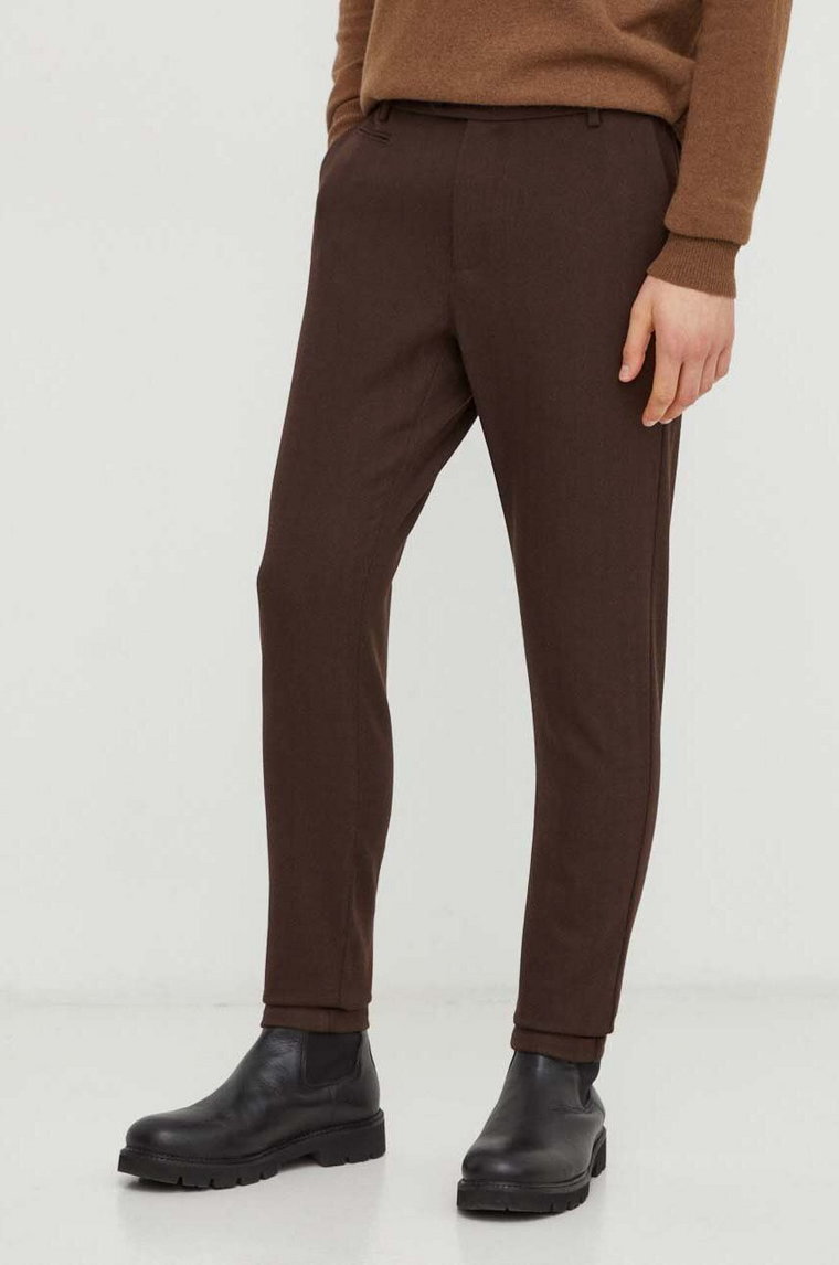 Les Deux spodnie męskie kolor brązowy dopasowane LDM501083
