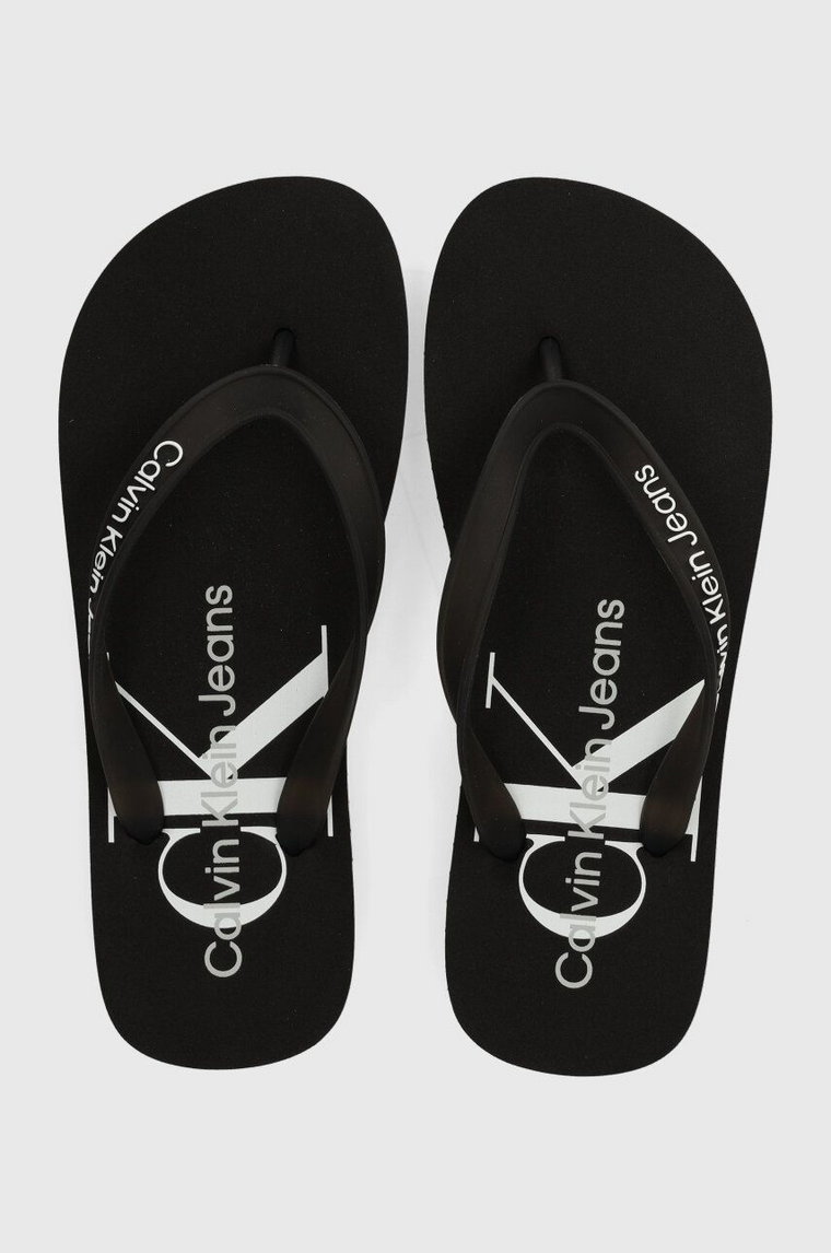 Calvin Klein Jeans japonki BEACH SANDAL MONOLOGO TPU damskie kolor czarny na płaskim obcasie