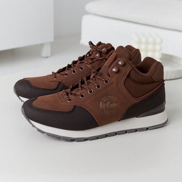 Brązowe sneakersy Lee Cooper LCJ-23-31-3059M